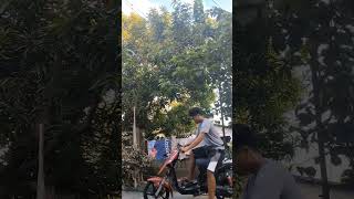 wheelie scooter scooter wheelie 2 stroke scooter wheelie scooter stunt #scooter #wheelie #stunts