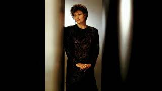 BARBARA DICKSON - GENTLEMAN WITH A FAMILY (Live) THE MANHATTAN TRANSFER Cover