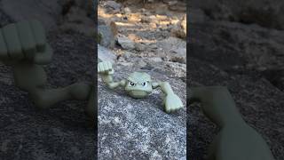 POKÉMON a wild GEODUDE has appeared!