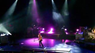 8. A Beautiful Lie (30 Seconds To Mars @013 Tilburg) HD