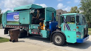 Homewood Disposal Autocar ACX Labrie Expert Garbage Truck