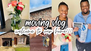 WELCOME TO OUR NEW HOME!🏠 | MOVING VLOG #1 | UNPACKING, CLEANING + SETTLING IN OUR NEW HOME😊