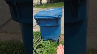 how to look at a garbage can