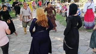 Muzica si dans medieval(cetatea Veliko Târnovo)-Medieval music and dance (Veliko Tarnovo fortress)