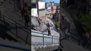 Traficantes treinando para combater policiais no Rio de Janeiro