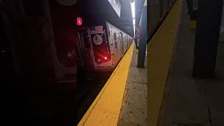 G train shuttle to Bedford- Nostrand Avs leaving Fulton St #nycsubway #nyc #train