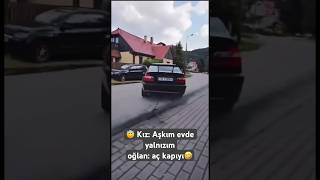 😇 Kız: Aşkım evde yalnızım. oğlan: aç kapıyı🤣