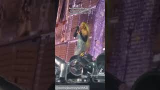 #renaissanceworldtour #beyoncé #glistening #performance of #legendary #tinaturner #song #2023 #bhive