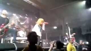 Paramore- proof live