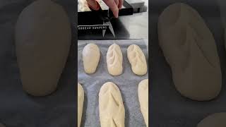 Bread shaping