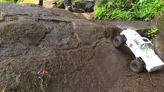 RC scale Axial SCX10 Tamiya Chevy hardbody monster truck rock crawler Hill climb floppy fail #short