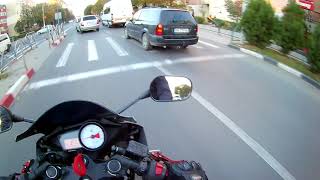 Din trafic: Yamaha YZF R125 - Fac intrecere cu Ambulanta [#2]