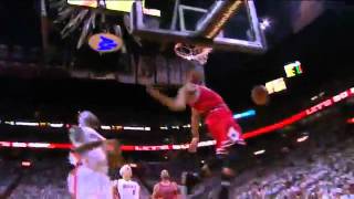 Too Fast for LeBron: Derrick Rose HUGE One-Handed Breakaway Dunk (Game 4, May 24, 2011)