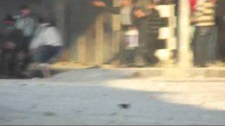 سحب شهيد من شارع المرابط -حماه27-12-2011