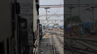 Chain pulling of 19483 Ahmedabad Barauni Express 🔗 #chainpull #indianrailways #bihar #wap7