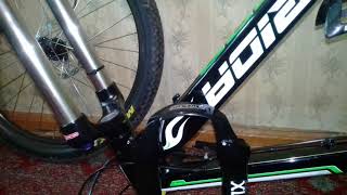 SR Suntour XCR 32 внутри