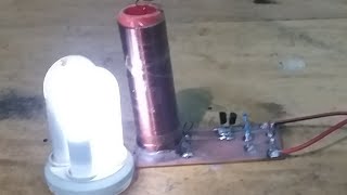 Tiny tesla coil