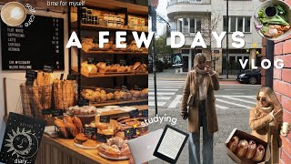 My life in Warsaw, Poland 🗺  shopping, manicure, treating myself, healthy food and being productive🥑