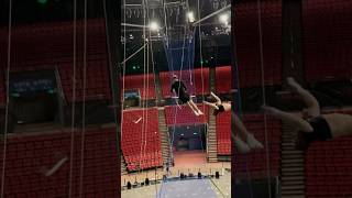 Amazing trick 😱🔥 #flyingtrapeze #circus #трюки #flip #цирк #acrobatics ##aerial #multimao