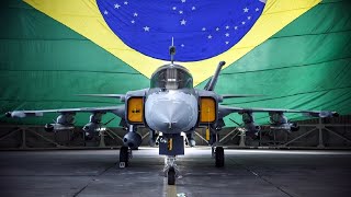 PRIMEIRO CAÇA GRIPEN DA FAB ESTÁ A CAMINHO DO BRASIL!