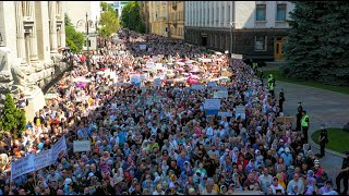 20000 верующих под Радой и Офисом Президента: съемки с воздуха