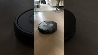 Smart Cleaning Evolution: Robot Vacuum Takes Charge!