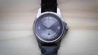 Schon Horology- Black and White, Running Indicator