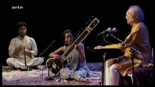 Pandit Ravi Shankar - SITAR MASTER CLASS