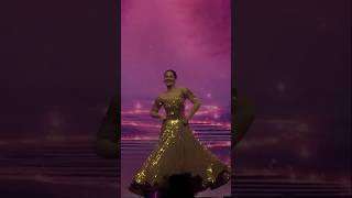 Hania anir beautiful dance on the stage 😍. #haniaamir #dance #shorts #viralshorts