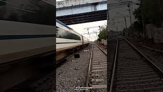 20172 || Rani kamalapti Vande Bharat Express NZM - RKMP skip datia 130 km/h #tracksounds #shorts