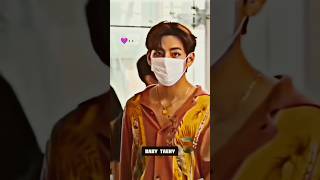 Kim Taehyung eye contact 🥰 what's up statues ||Hindi song #bts #taehyungsong #kimtae  #kimtaehyung