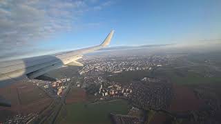 Посадка в Домодедово. Landing in Domodedovo. Посадка в Москве Домодедово.