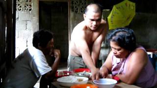 Walay lingaw ---video2 lang gud para naay tan-awun--- with my aunt and mama.AVI