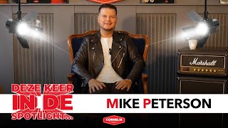 De Spotlight  - Mike Peterson