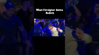 How Foreigner Dance BUDOTS 😅🇵🇭