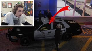 xQc STEALS a COP CAR INFRONT of the COPS!