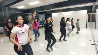 Chaka Chak Dance fitness workout // Atrangi re // Bollywood Dance Fitness