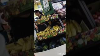 Fruits and vegetables reliance bazar