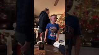 Don’t talk about this kids mom!🤣🤣🤣 #funny #youtubeshorts