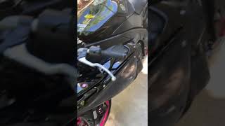 Yamaha R1 Graves low mount exhaust