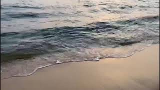 Listen to the sound of Waves 🌊 🌊🌊🏝🌅🌬🇱🇰💞