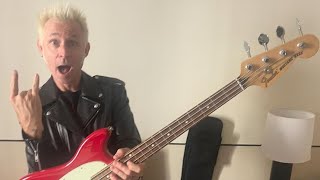 MIKE DIRNT Gave His Bass to a Kid in Mexico City Airport