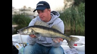 VISSEN MET DE PEN OP SNOEKBAARS