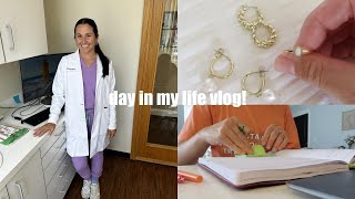 Day in my life as a dentist: Ana Luisa, insurances, and updates!