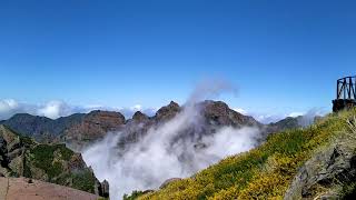 Portugal   Pico do Areeiro er et populært udflugtsmål på Madeira