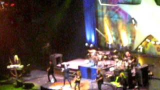 Ringo Starr- Yellow Submarine (live in Moscow 06.06.2011 Crocus City Hall)