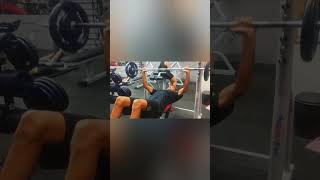 SUPINO RETO BARRA TREINO NA ACADEMIA HIPERTROFIA PARTE 2.