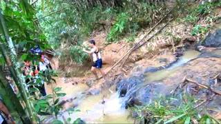 Crossing A Murky Stream at Merrell Adventure Run - Part 1