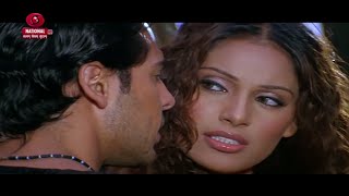 Humne Tumko Dil Ye De Diya - Gunaah (2002) Bipasha Basu, Dino Morea