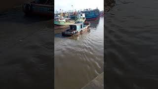 MASUK DERMAGA SAATNYA ISTIRAHAT#kapal #kapallaut #nelayan #kapalnelayan #dermaga #pekalongan #viral